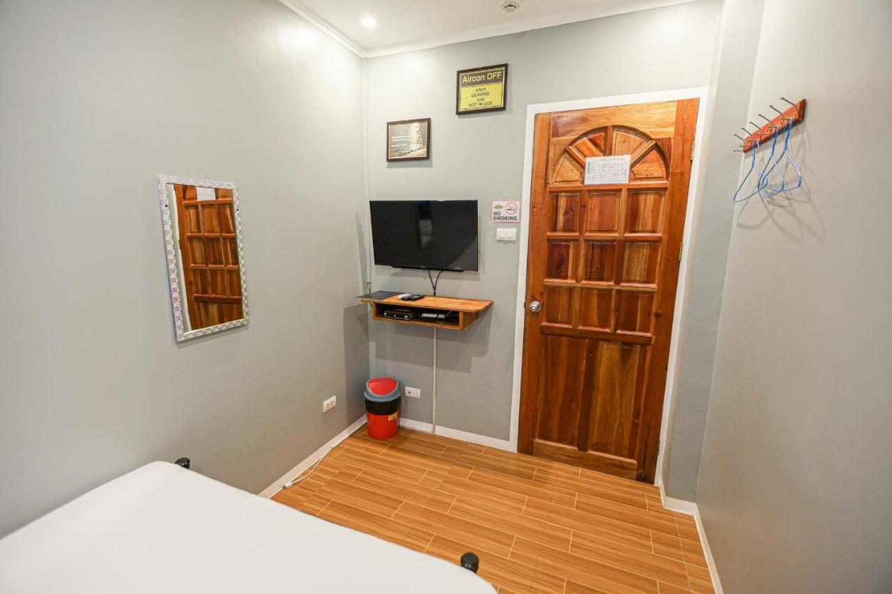 Kingswick Residences & 3* Dumaguete City