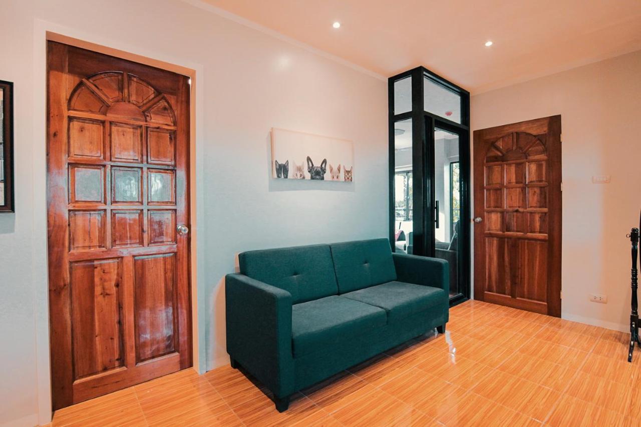 Kingswick Residences & 3*